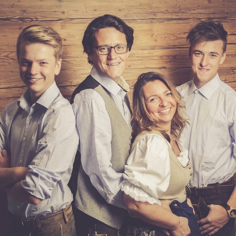 Alpina Appartements Familie Schwarzmann Schröcken